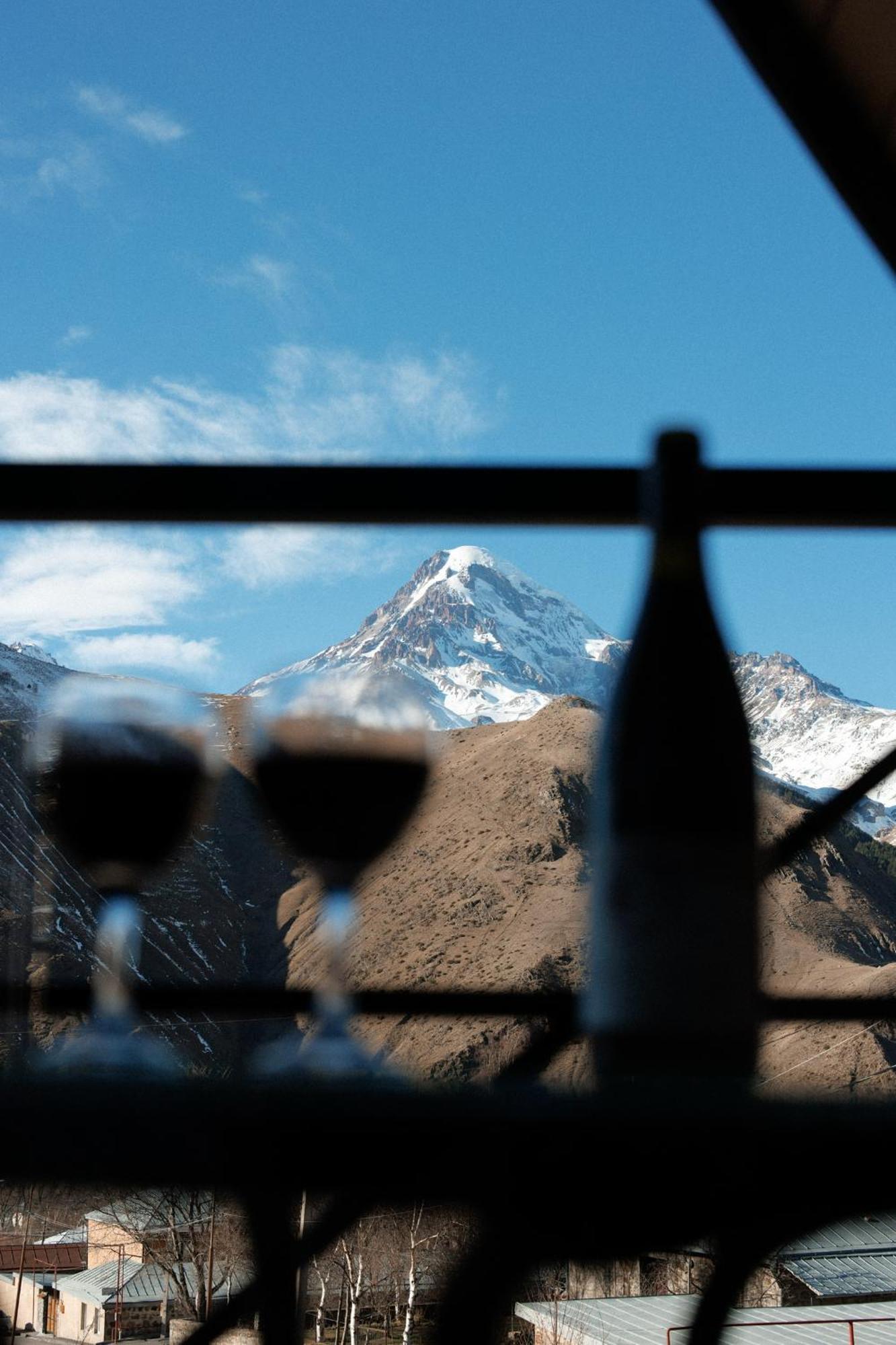 Sunset Cottage Kazbegi Stepantsminda Exterior foto