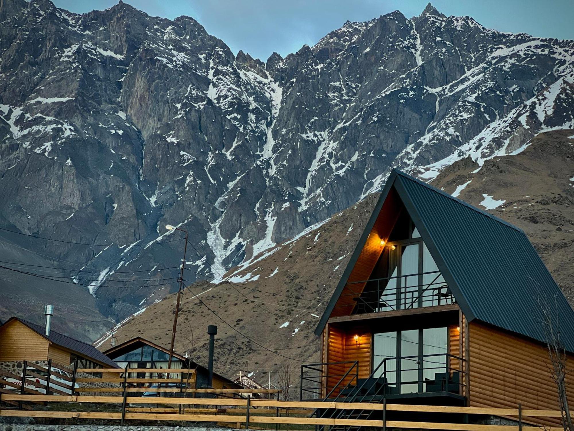 Sunset Cottage Kazbegi Stepantsminda Exterior foto