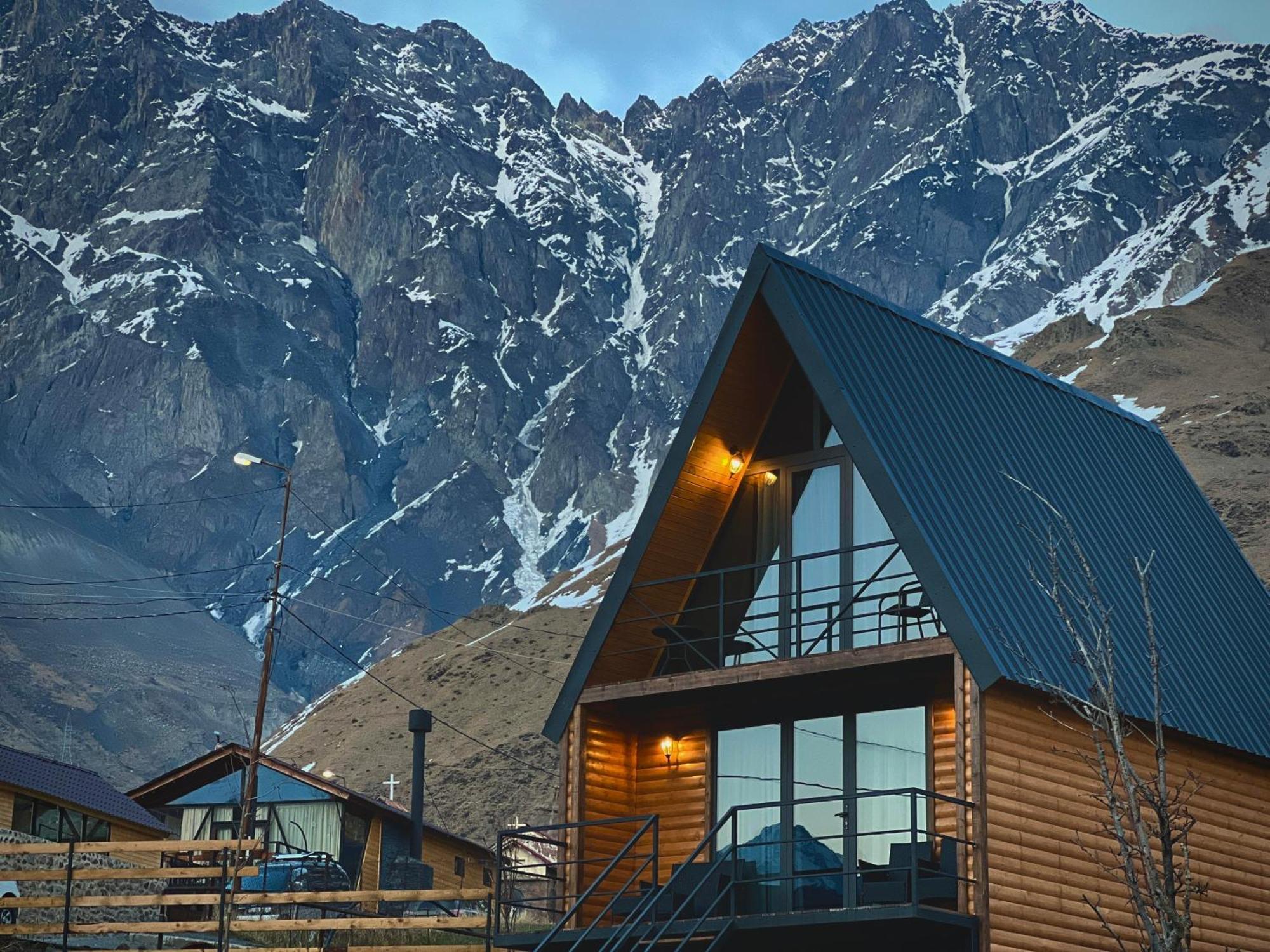 Sunset Cottage Kazbegi Stepantsminda Exterior foto