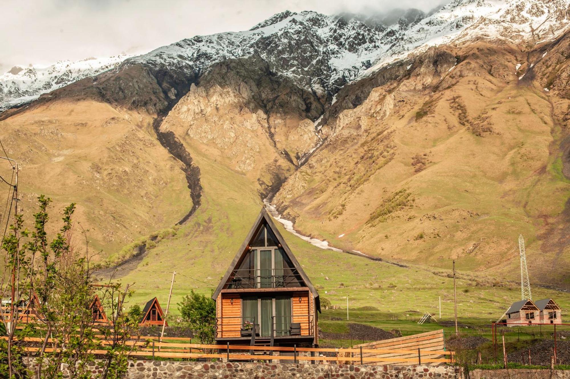 Sunset Cottage Kazbegi Stepantsminda Exterior foto