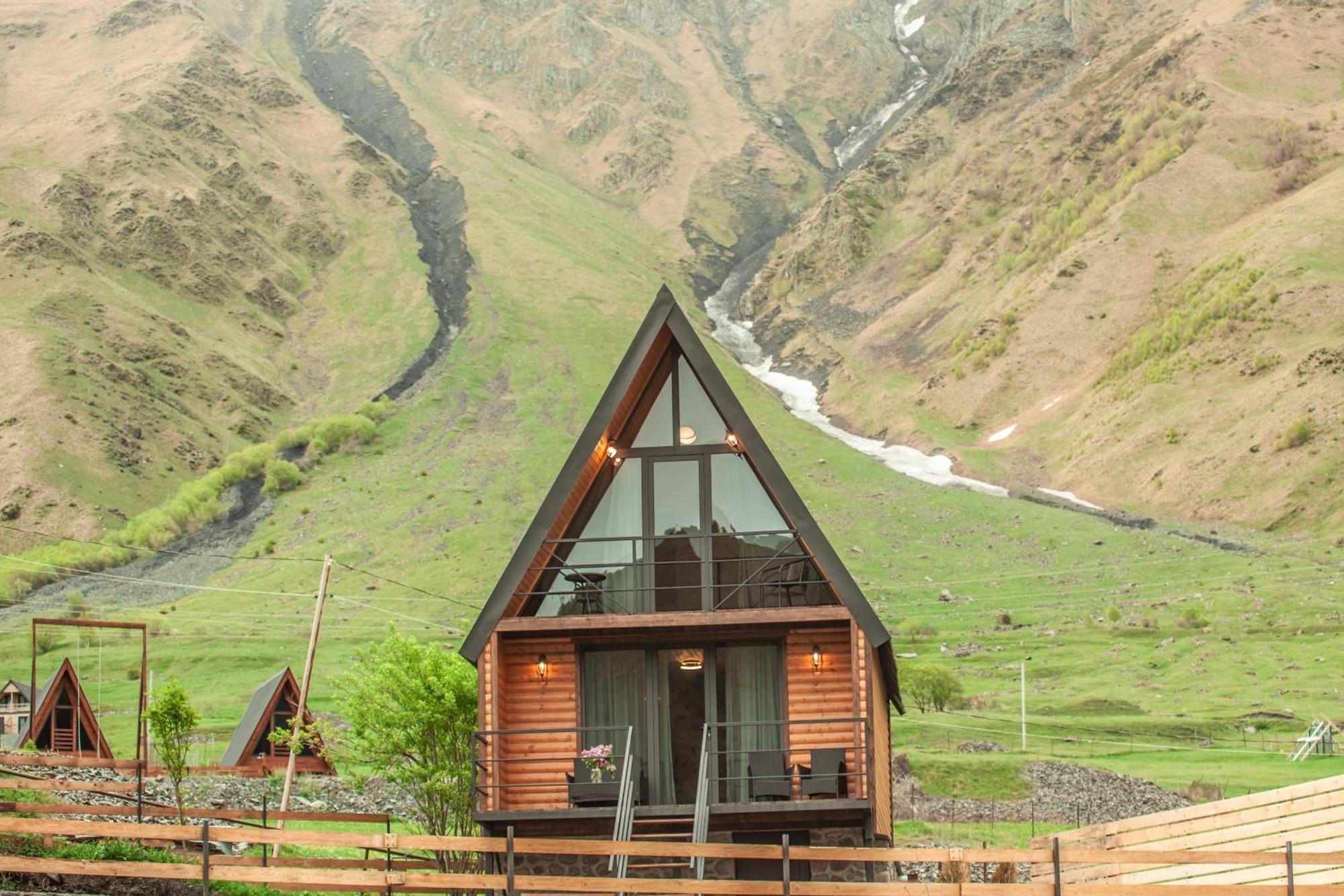 Sunset Cottage Kazbegi Stepantsminda Exterior foto